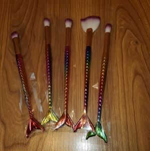 Mermaid makeup brush set